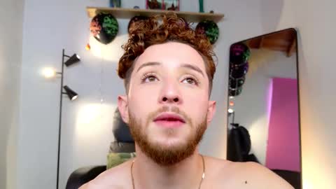 Snapshot of los_juanes chatting on 02-22-26, 05:11 JUAN JUAN online show from 02-22-26, 05:11