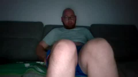 Snapshot of losertobiass chatting on 08-01-26, 07:24 losertobiass online show from 08-01-26, 07:24