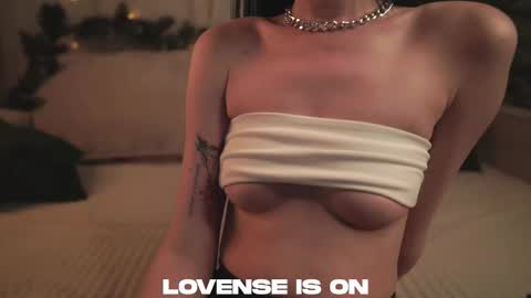 Jess online show from 01-15-26, 01:48