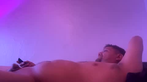 Snapshot of lostndapacific chatting on 12-28-24, 07:33 lostndapacific online show from 12-28-24, 07:33