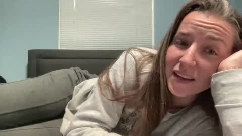 Snapshot of lothlori chatting on 11-21-25, 01:48 lothlori online show from 11-21-25, 01:48