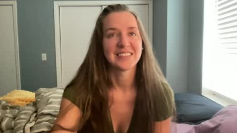 lothlori online show from 06-28-26, 02:01