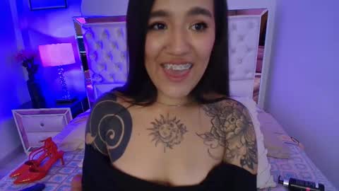 Snapshot of lottie_fox chatting on 12-16-25, 04:06 lottie_fox online show from 12-16-25, 04:06