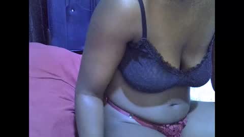 Snapshot of lotty_lavilla chatting on 01-10-26, 06:20 lotty_lavilla online show from 01-10-26, 06:20
