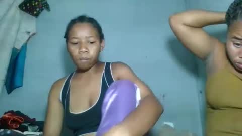 louane98 online show from 03-23-26, 01:04