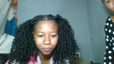 louane98 online show from 04-04-26, 11:18