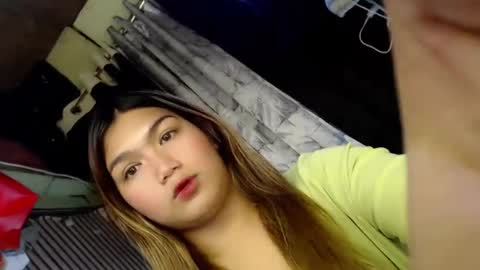 Snapshot of louheart chatting on 12-15-24, 05:31 Sweet online show from 12-15-24, 05:31
