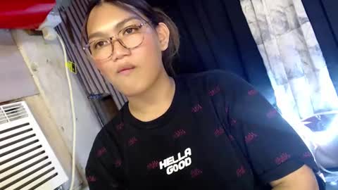 Snapshot of louheart chatting on 12-19-24, 11:07 Sweet online show from 12-19-24, 11:07