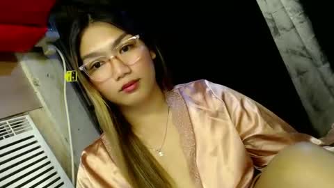 Snapshot of louheart chatting on 01-03-25, 03:01 Sweet online show from 01-03-25, 03:01