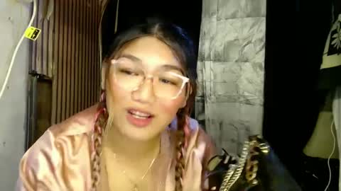 Snapshot of louheart chatting on 01-12-25, 03:46 Sweet online show from 01-12-25, 03:46
