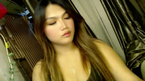 Snapshot of louheart chatting on 02-10-25, 04:25 Sweet online show from 02-10-25, 04:25
