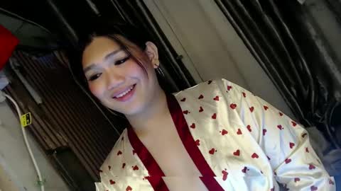 Snapshot of louheart chatting on 03-12-25, 03:07 Sweet online show from 03-12-25, 03:07