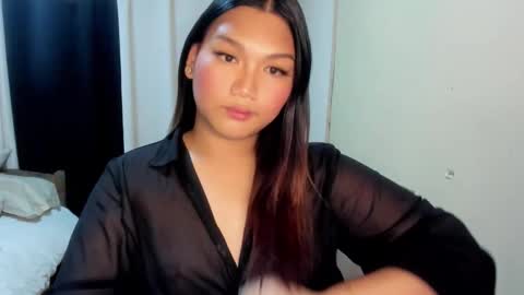 Sweet   online show from 11-10-25, 01:15