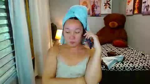 Snapshot of louie_sexy chatting on 01-27-25, 04:41 Cathy online show from 01-27-25, 04:41