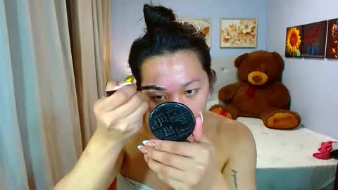 Snapshot of louie_sexy chatting on 09-14-25, 12:04 Cathy online show from 09-14-25, 12:04