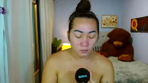 Snapshot of louie_sexy chatting on 10-31-25, 11:44 Cathy online show from 10-31-25, 11:44