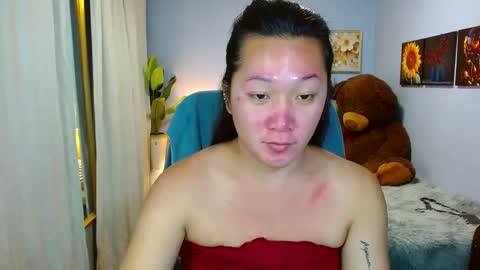 Snapshot of louie_sexy chatting on 02-01-26, 01:42 Cathy online show from 02-01-26, 01:42