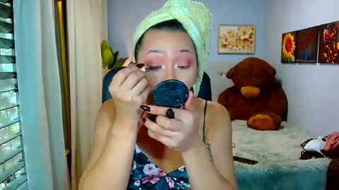 Snapshot of louie_sexy chatting on 02-06-26, 06:18 Cathy online show from 02-06-26, 06:18