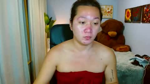 Snapshot of louie_sexy chatting on 02-11-26, 11:15 Cathy online show from 02-11-26, 11:15