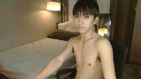 Snapshot of louieismy_name chatting on 12-30-24, 01:37 ignot ursh online show from 12-30-24, 01:37