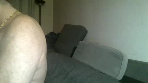 Snapshot of louis_chokdee chatting on 12-19-24, 05:08 louis_chokdee online show from 12-19-24, 05:08