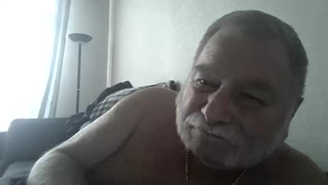 Snapshot of louis_chokdee chatting on 03-05-25, 04:24 louis_chokdee online show from 03-05-25, 04:24