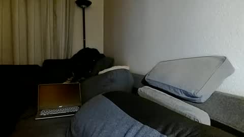 Snapshot of louis_chokdee chatting on 10-16-25, 05:25 louis_chokdee online show from 10-16-25, 05:25