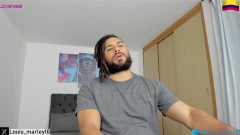 louis_marley_ online show from 01-31-25, 11:13