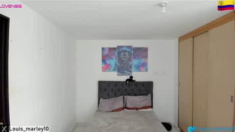 louis_marley_ online show from 02-05-25, 09:50