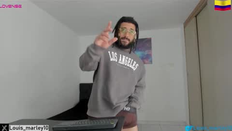 louis_marley_ online show from 10-12-25, 03:55