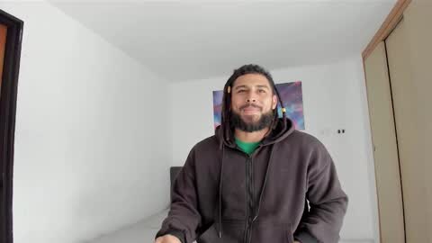 Snapshot of louis_marley_ chatting on 01-12-26, 06:46 louis_marley_ online show from 01-12-26, 06:46