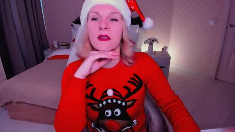 Snapshot of louisa_bay chatting on 12-25-24, 07:46 Louisa online show from 12-25-24, 07:46