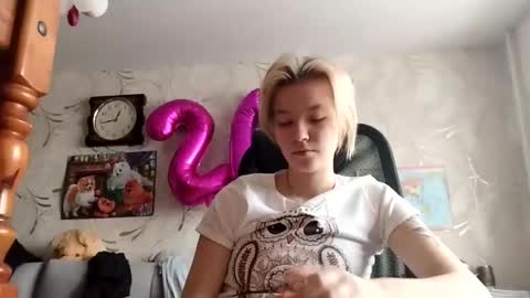 Kira online show from 01-10-26, 08:38