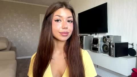 Snapshot of louiswawrzyniak chatting on 05-14-26, 07:26 Flora online show from 05-14-26, 07:26