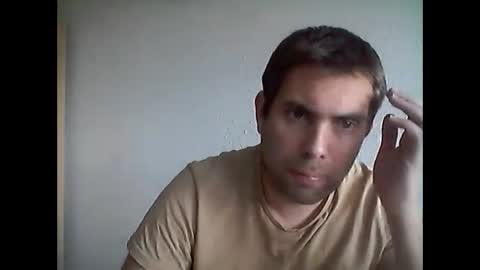 Snapshot of loulo67 chatting on 06-05-26, 02:34 loulo67 online show from 06-05-26, 02:34