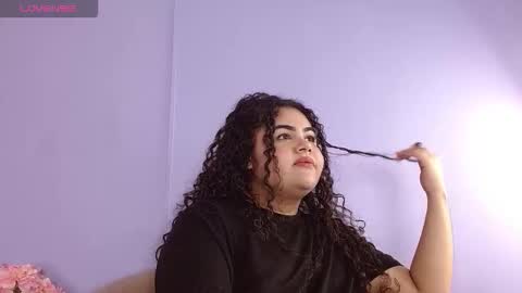 lourdes_moon22 online show from 10-22-25, 01:22