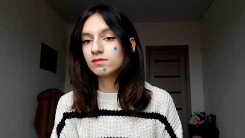 Snapshot of lourdesauerswald chatting on 11-20-25, 07:41 EVA online show from 11-20-25, 07:41