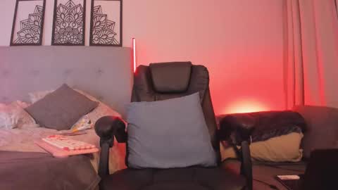 Lourrein Stoun   Independiente online show from 11-05-25, 02:22