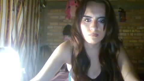 Snapshot of love207904 chatting on 06-05-26, 04:52 love207904 online show from 06-05-26, 04:52
