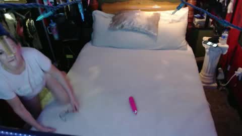 love2shareletsplay online show from 02-22-26, 09:52