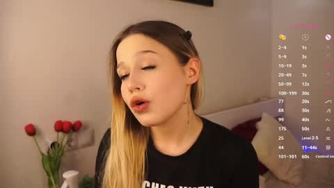 Eva online show from 04-21-26, 12:44