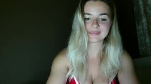 Snapshot of love_dom_meg chatting on 10-17-25, 09:06 Megane online show from 10-17-25, 09:06