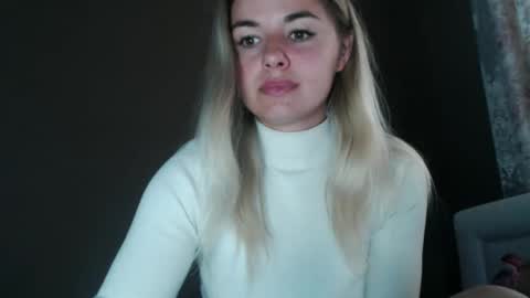 Snapshot of love_dom_meg chatting on 10-22-25, 10:26 Megane online show from 10-22-25, 10:26