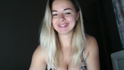 Snapshot of love_dom_meg chatting on 10-26-25, 07:14 Megane online show from 10-26-25, 07:14