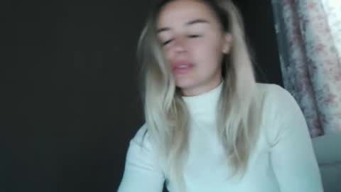 Snapshot of love_dom_meg chatting on 10-30-25, 08:05 Megane online show from 10-30-25, 08:05