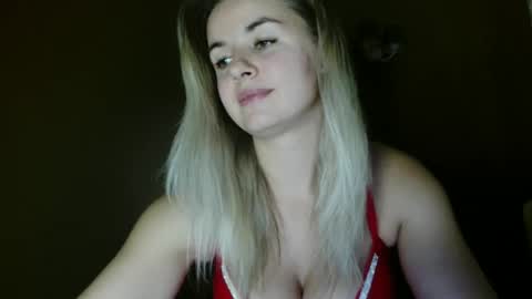 Snapshot of love_dom_meg chatting on 11-22-25, 07:13 Megane online show from 11-22-25, 07:13