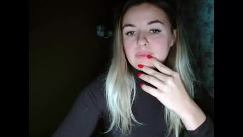 Snapshot of love_dom_meg chatting on 11-30-25, 01:04 Megane online show from 11-30-25, 01:04