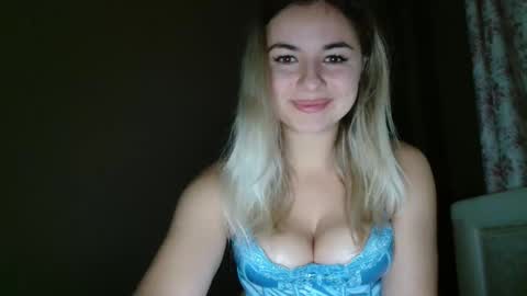 Snapshot of love_dom_meg chatting on 12-01-25, 08:19 Megane online show from 12-01-25, 08:19