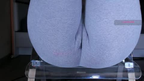 Kira online show from 04-21-26, 08:42