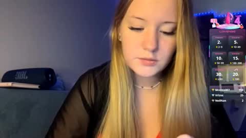 Snapshot of love_haven chatting on 01-05-26, 05:27 Megan online show from 01-05-26, 05:27